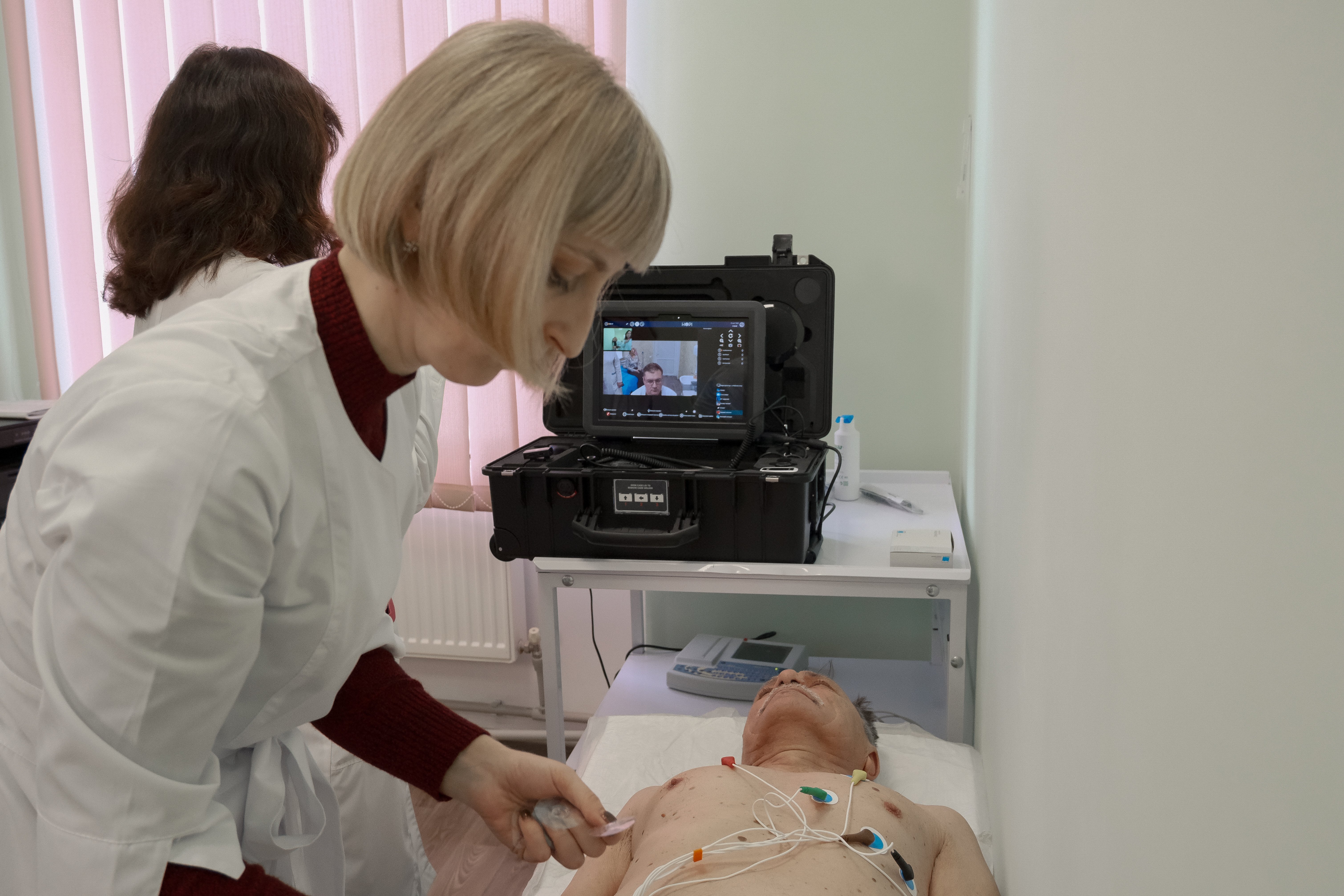 Майже 98% пацієнтів готові повторно скористатися телемедициною: результати опитування понад 100 пацієнтів